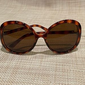 Guess Vintage Women’s Tortoise Shell glasses